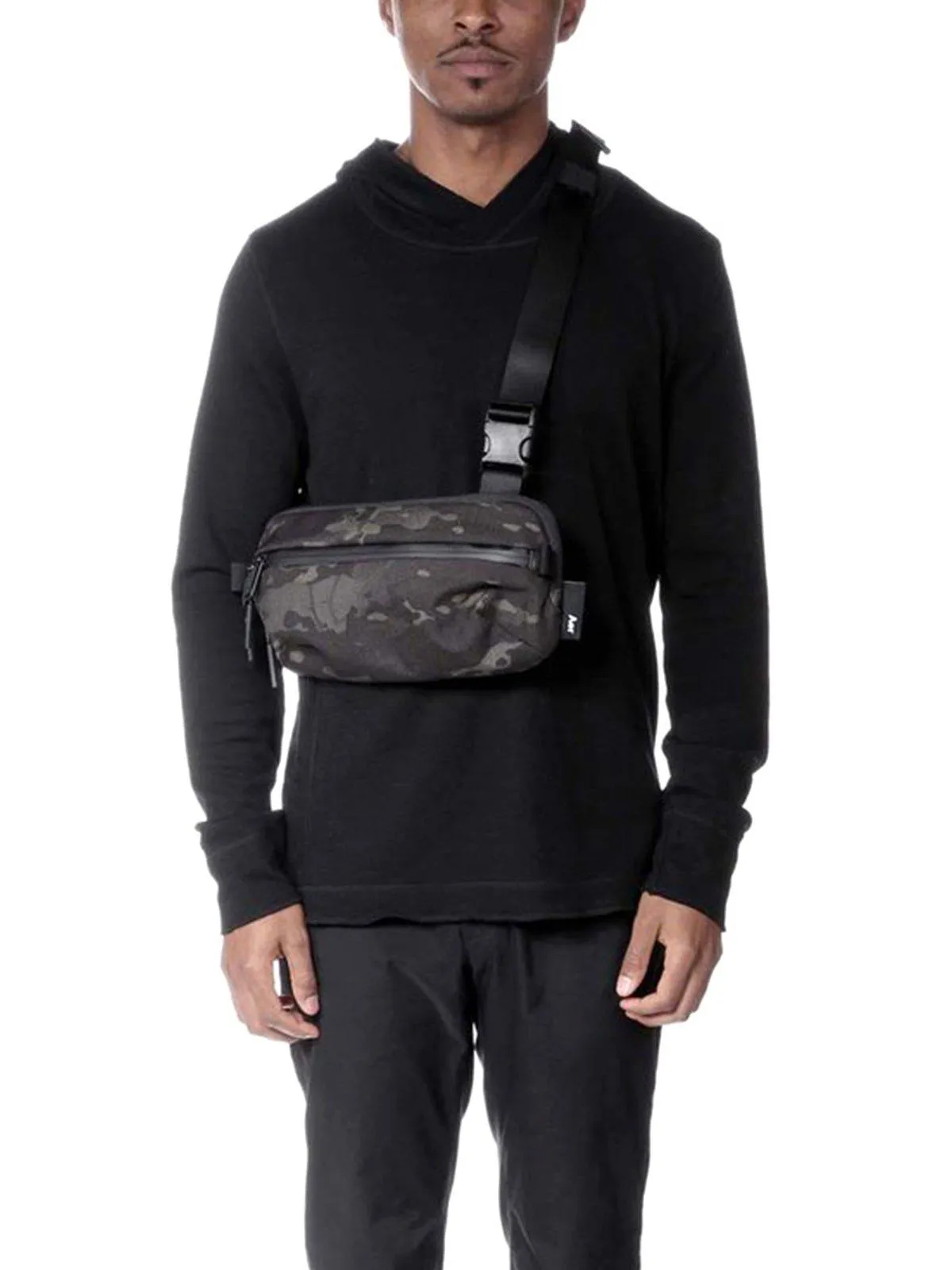 AER Day Sling 2 Black Camo