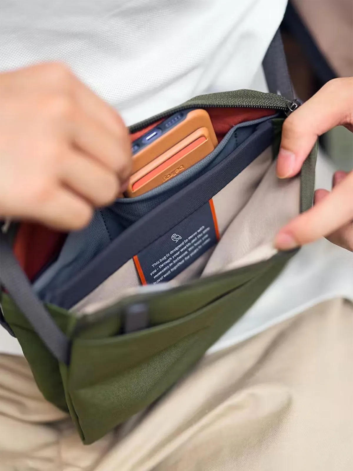 Bellroy City Pouch Plus Saltbush