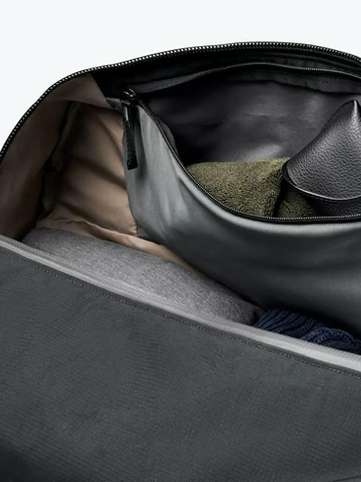 Bellroy Venture Duffel 40L Midnight