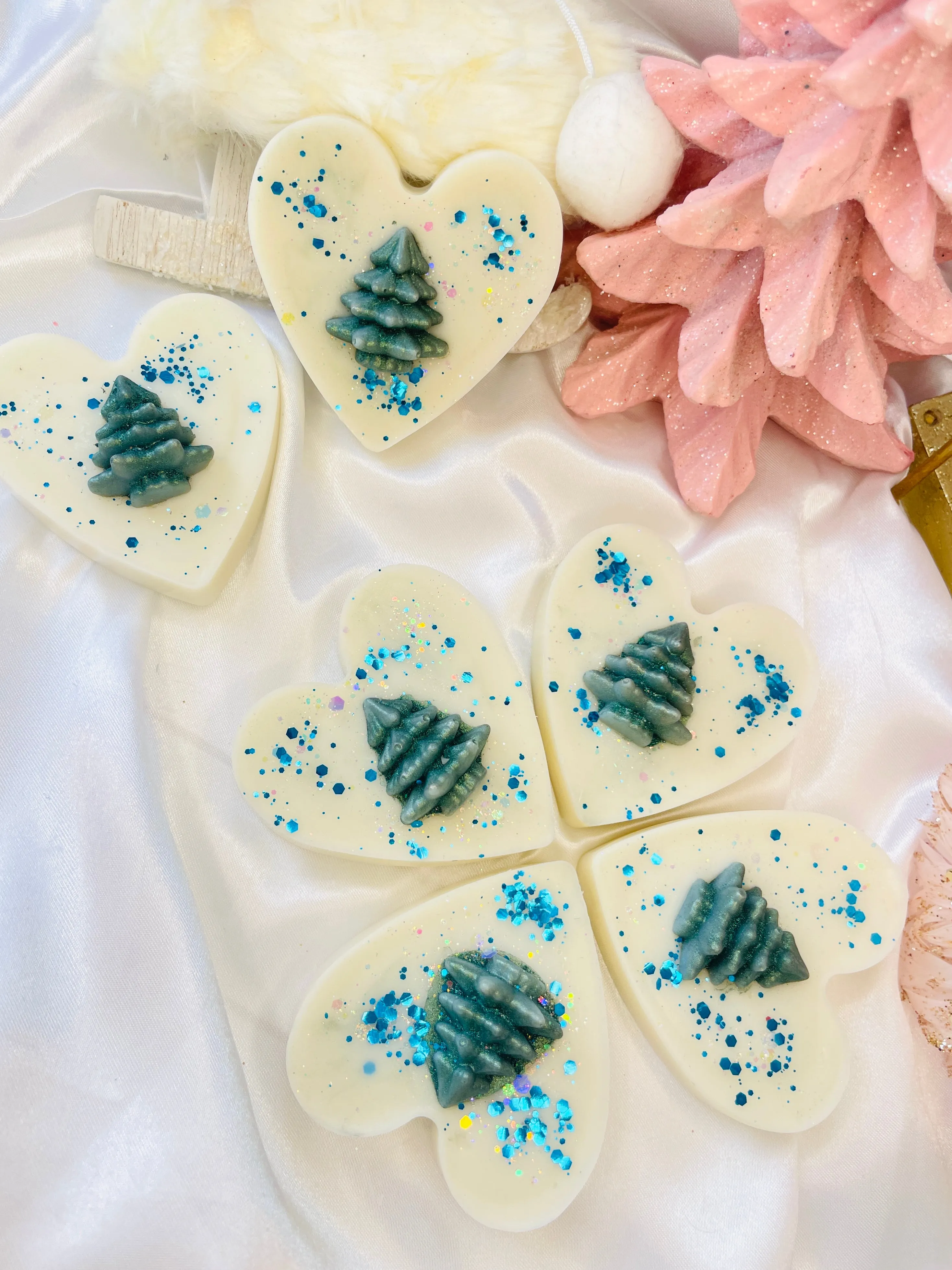 Blue Spruce & Mistletoe 'Heart Slab'