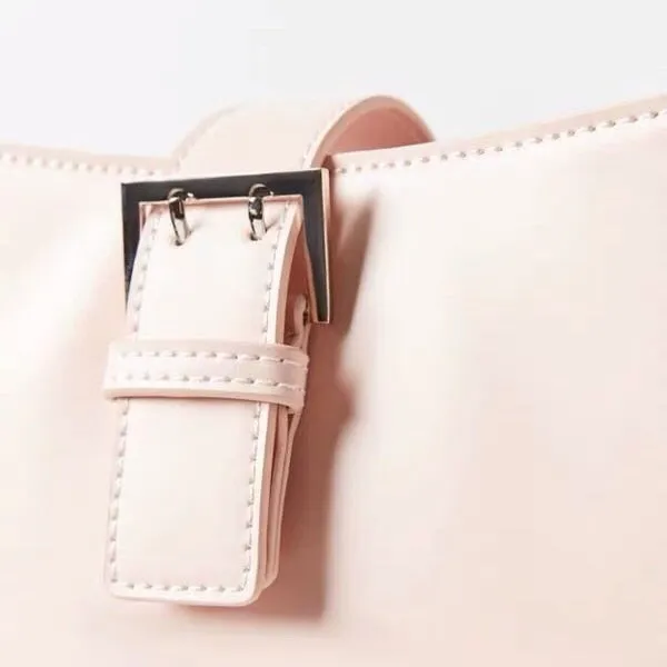 Leah Shoulder Bag