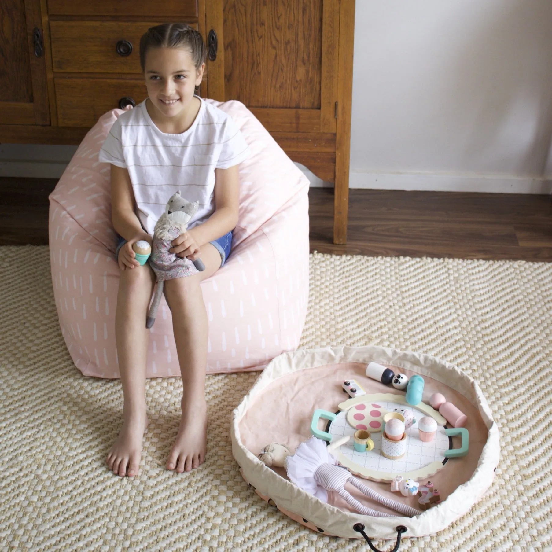 Raindrops Bean Bag - Pink