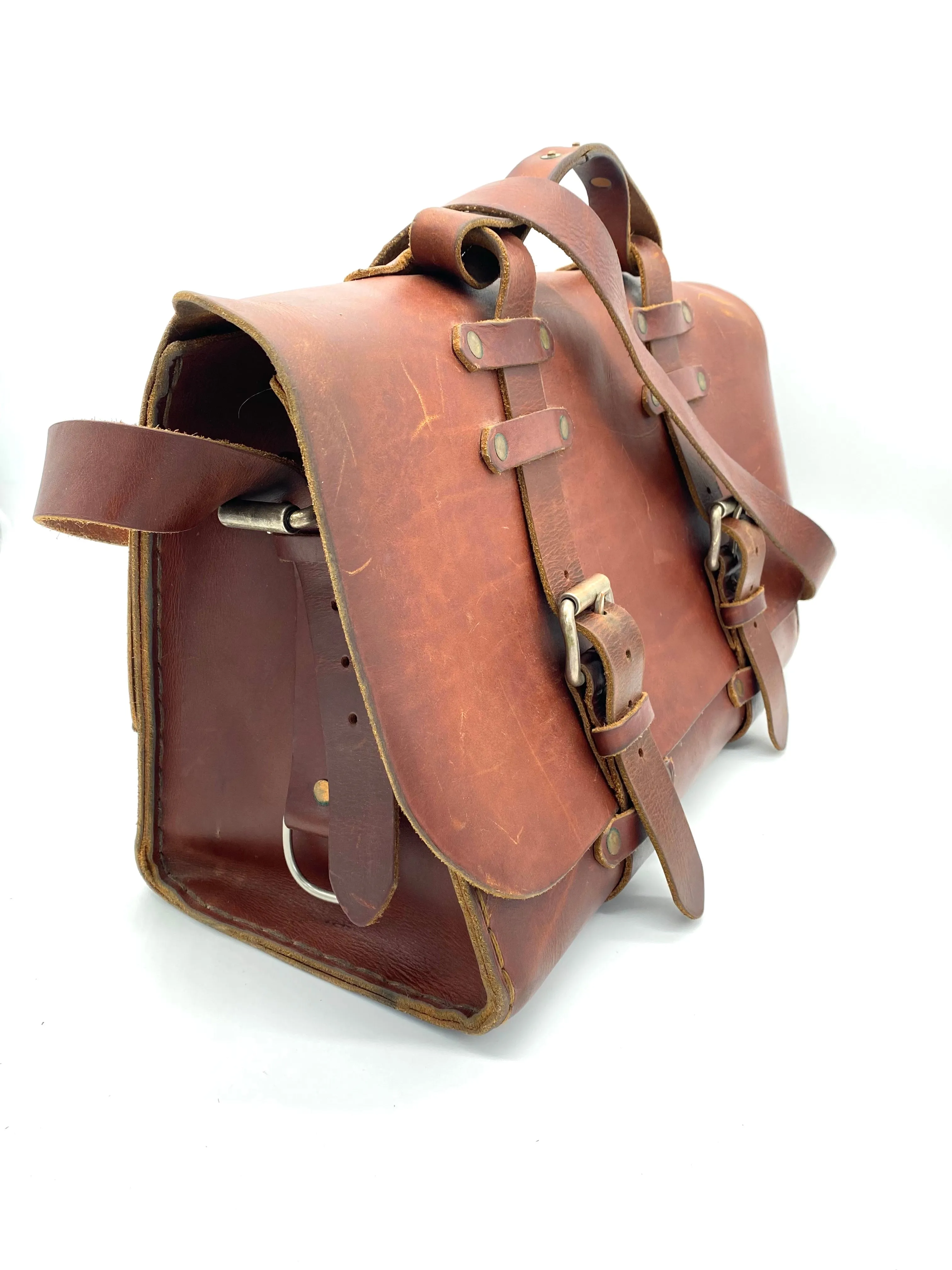 Seasoned No. 4311 - Large Scotch Grunge Leather Satchel with Rear Insert & Rollerboard Strap