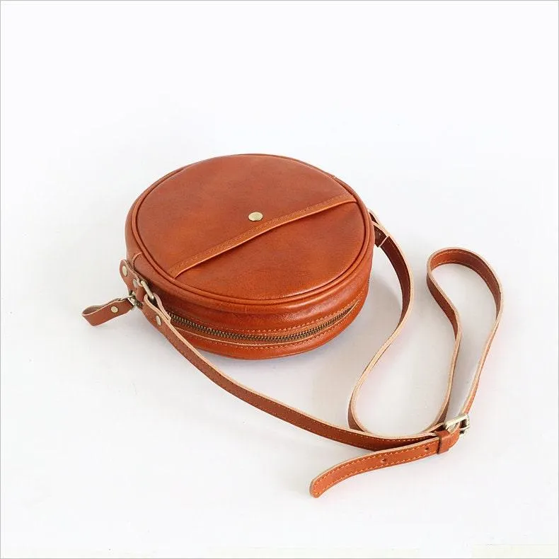 Small Vintage Designer Vegetable Leather Round Bag, Retro Shoulder Bag For Women, Handcrafted Brush Off Ladies Baguette Handbag